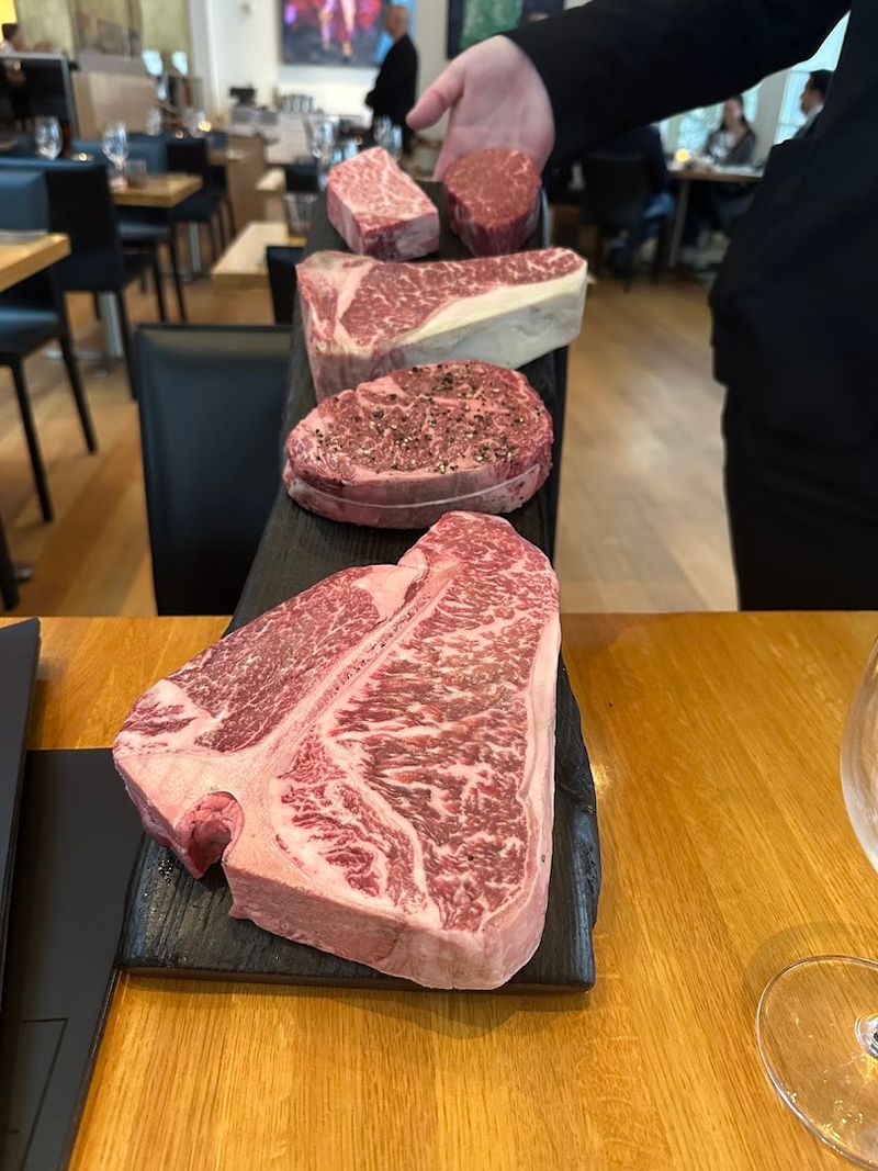 Hospitality Standards And Staff Presence