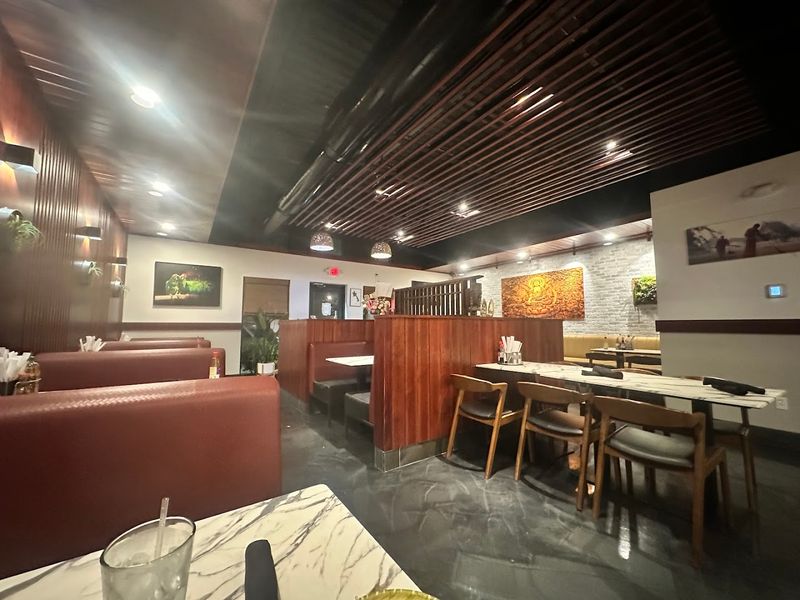 Pho Vanhly Noodle House, Wilmington