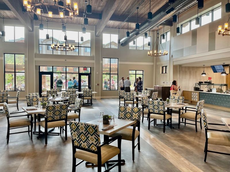 12 Reasons Everyone Is Moving To North Carolina Right Now - Decor Hint Friendly Communities