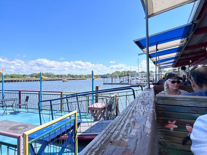 Pickle Bill's Lobster House, Grand River