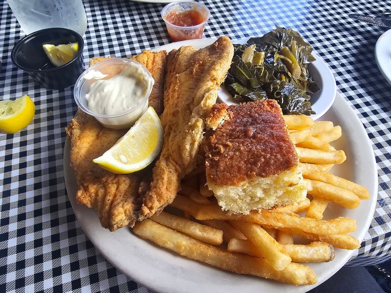 A Meat-And-Three That Feels Like Home