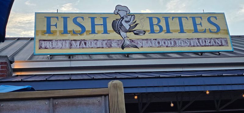 Top 9 North Carolina Seafood Spots You Can't Miss - Decor Hint Fish Bites Seafood Restaurant, Wilmington