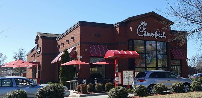 North Carolina Fried Chicken Chains Where The Crunch Alone Is Worth The Drive - Decor Hint Chick-Fil-A