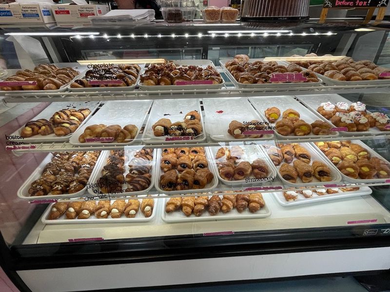 Burney's Sweets & More, Elizabethtown