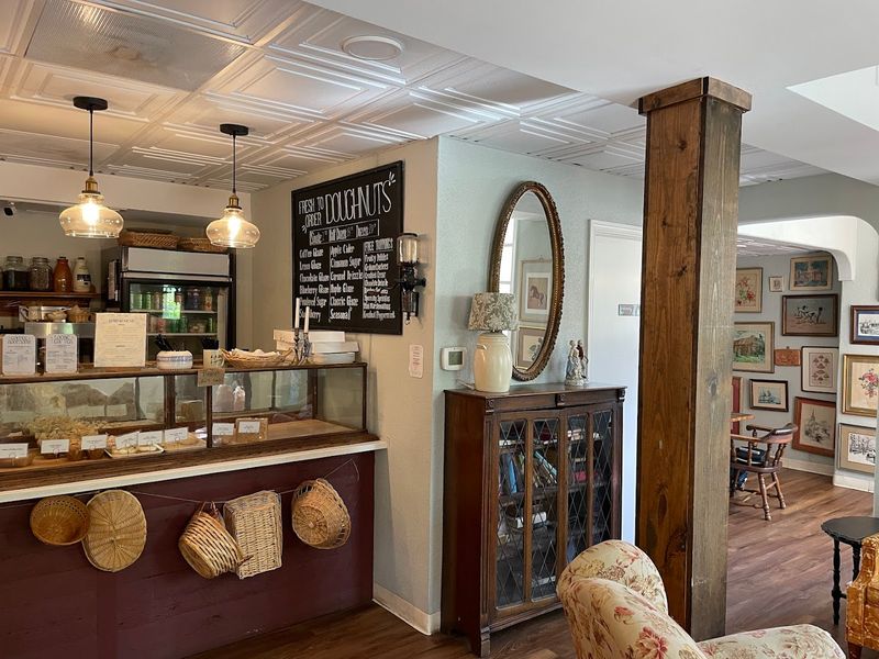 Dough Joe's Donut & Coffee