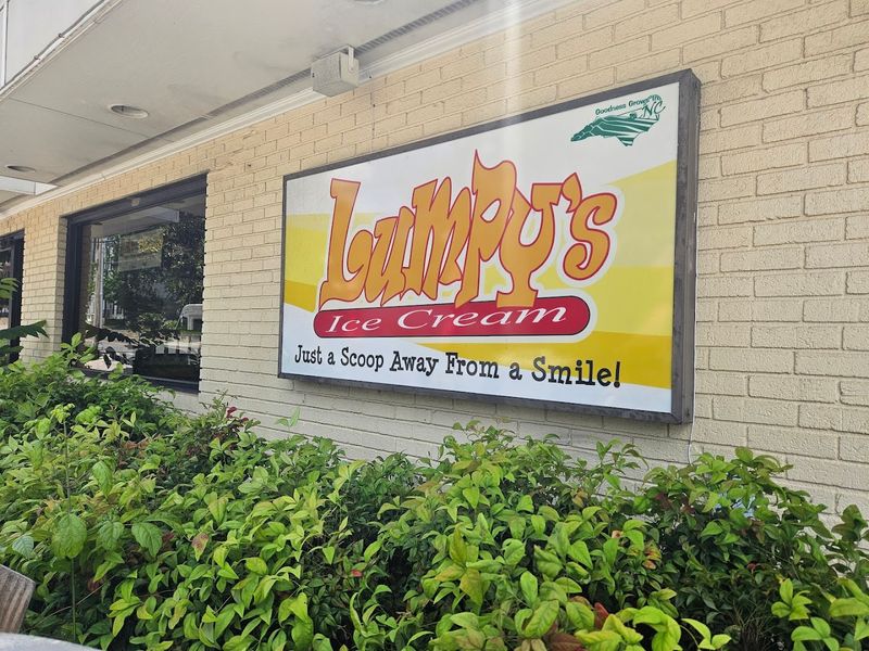 Lumpy's Ice Cream, Falls Lake State Recreation Area