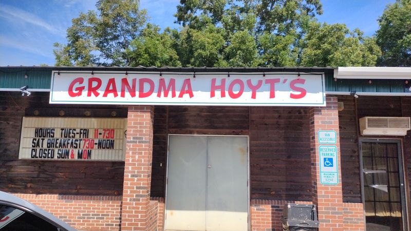 Grandma Hoyt's Country Buffet & Catering