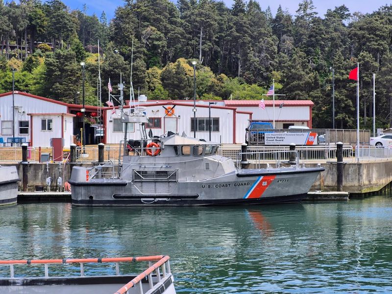 A Scenic Harbor Location That Sets The Mood