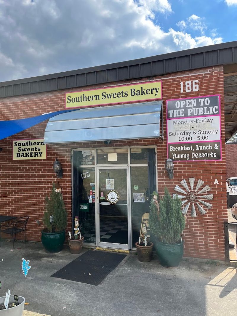 Three Decades of Community Roots in Decatur