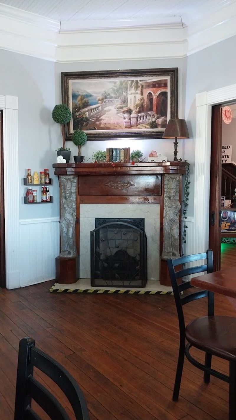 Multiple Uniquely Themed Dining Rooms