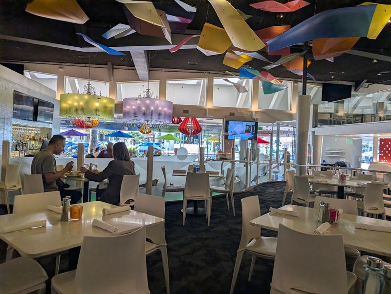 Louie's California Bistro, Palm Springs