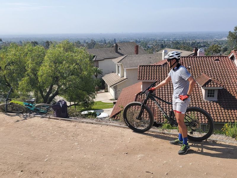 You Won't Believe How Gorgeous This California Trail Is In Spring - Decor Hint Hidden Passages & Oak Canopies