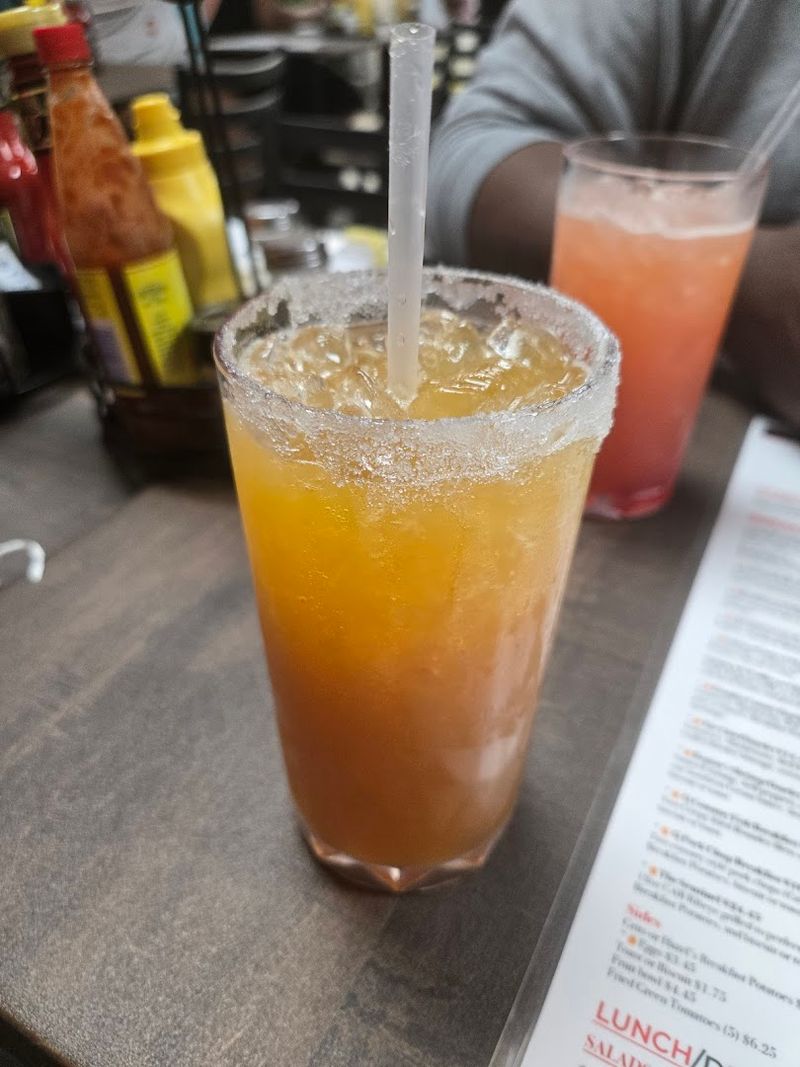 South Carolina Has Food Traditions That Confuse Outsiders And Define Locals - Decor Hint Blenheim Ginger Ale