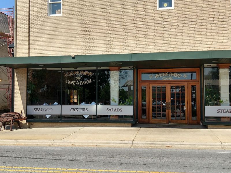 Starlight Café And Farm