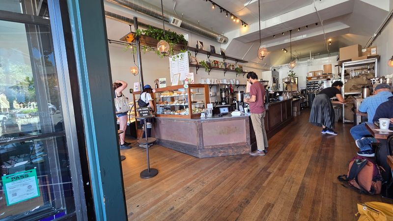 These 10 California Bakeries Prove Vegan Desserts Can Be Seriously Indulgent This April - Decor Hint Timeless Coffee & Bakery, Oakland