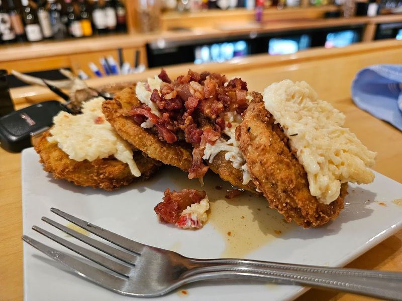 Southern Roots Restaurant, Jamestown