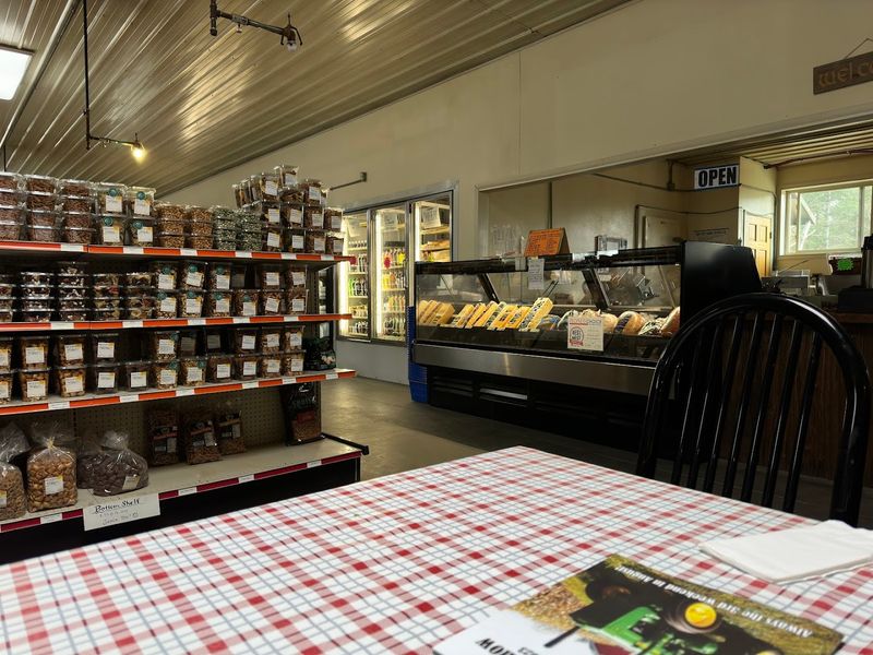 This Charming Amish Market In Michigan Is Home To An Unforgettable Deli - Decor Hint The Famous Check-Slip Deli