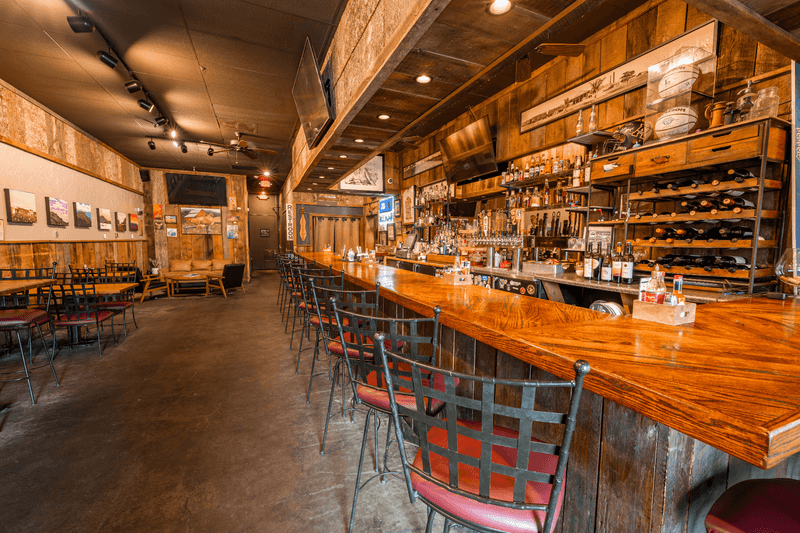 The Bar Scene That Keeps Locals Coming Back