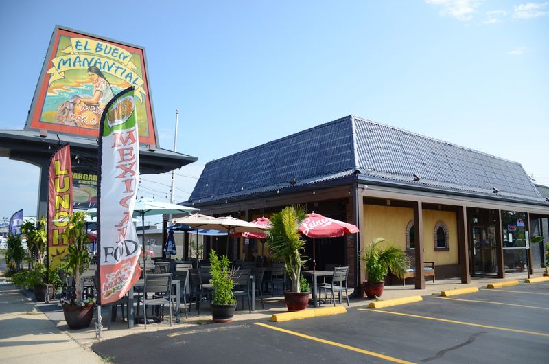 11 Amazing Family-Owned Mexican Restaurants In Wisconsin Locals Keep Coming Back To - Decor Hint El Buen Manantial, Racine