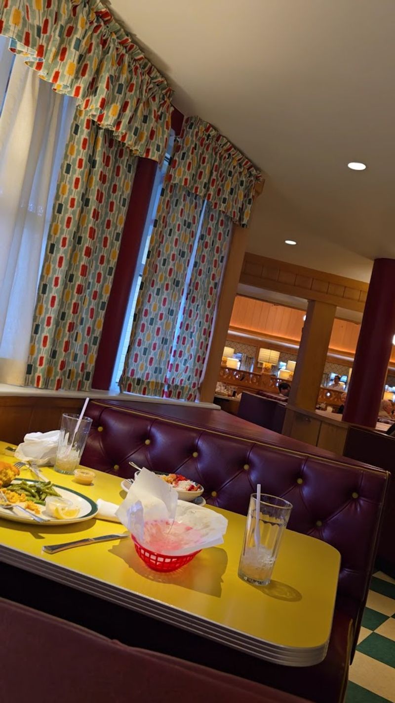 A Community Gathering Spot Loved Across Generations