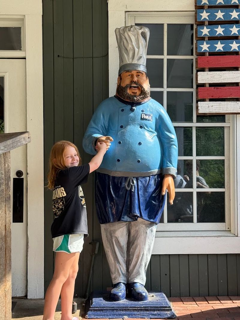 Convenient Location Just Outside Helen's Downtown Core