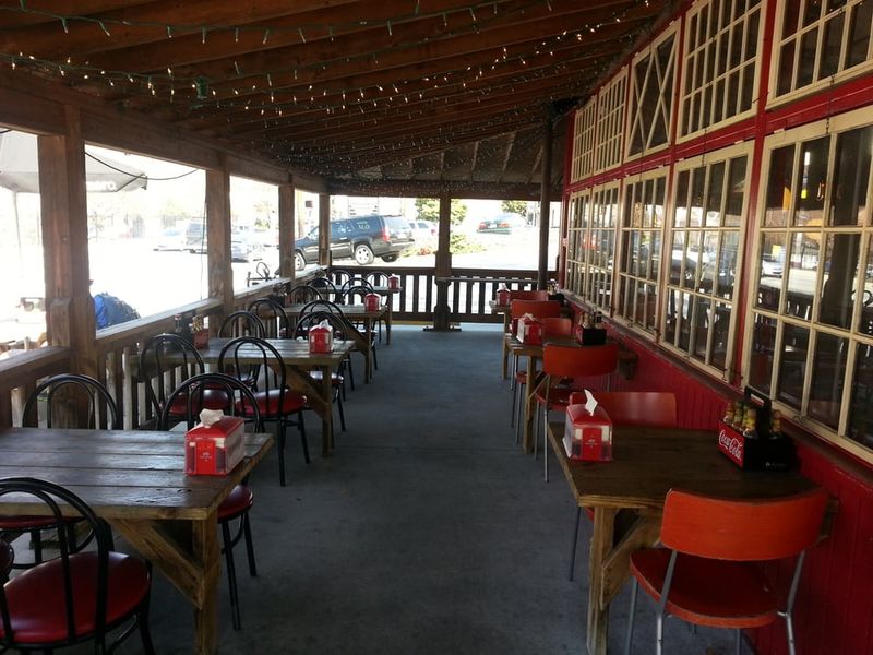 The Cheesesteak At This Georgia Restaurant Is So Good, You'll Be Hooked After The First Bite - Decor Hint Family-Owned With a Personal Touch