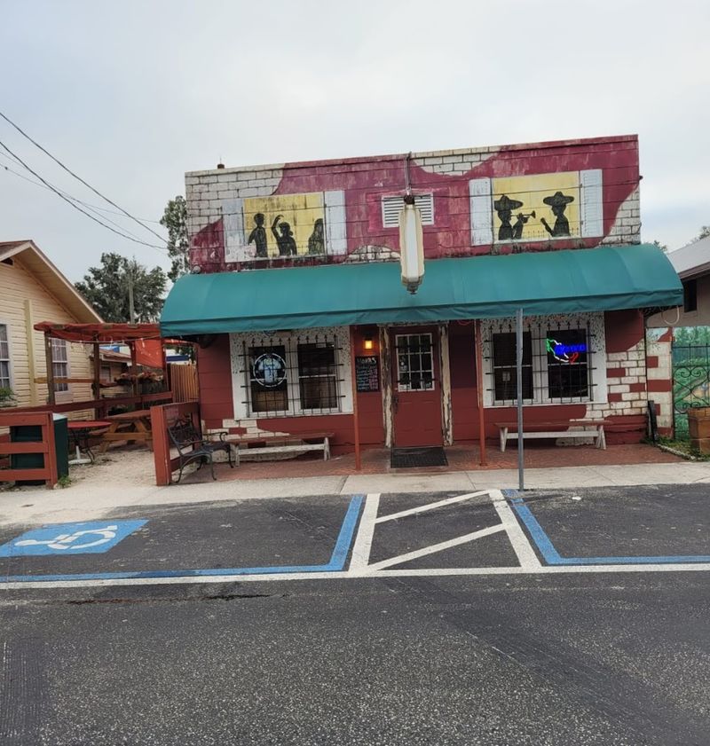 16 Florida Hole-In-The-Wall Restaurants Locals Can't Get Enough Of - Decor Hint Pancho's Villa Mexican Restaurant, San Antonio