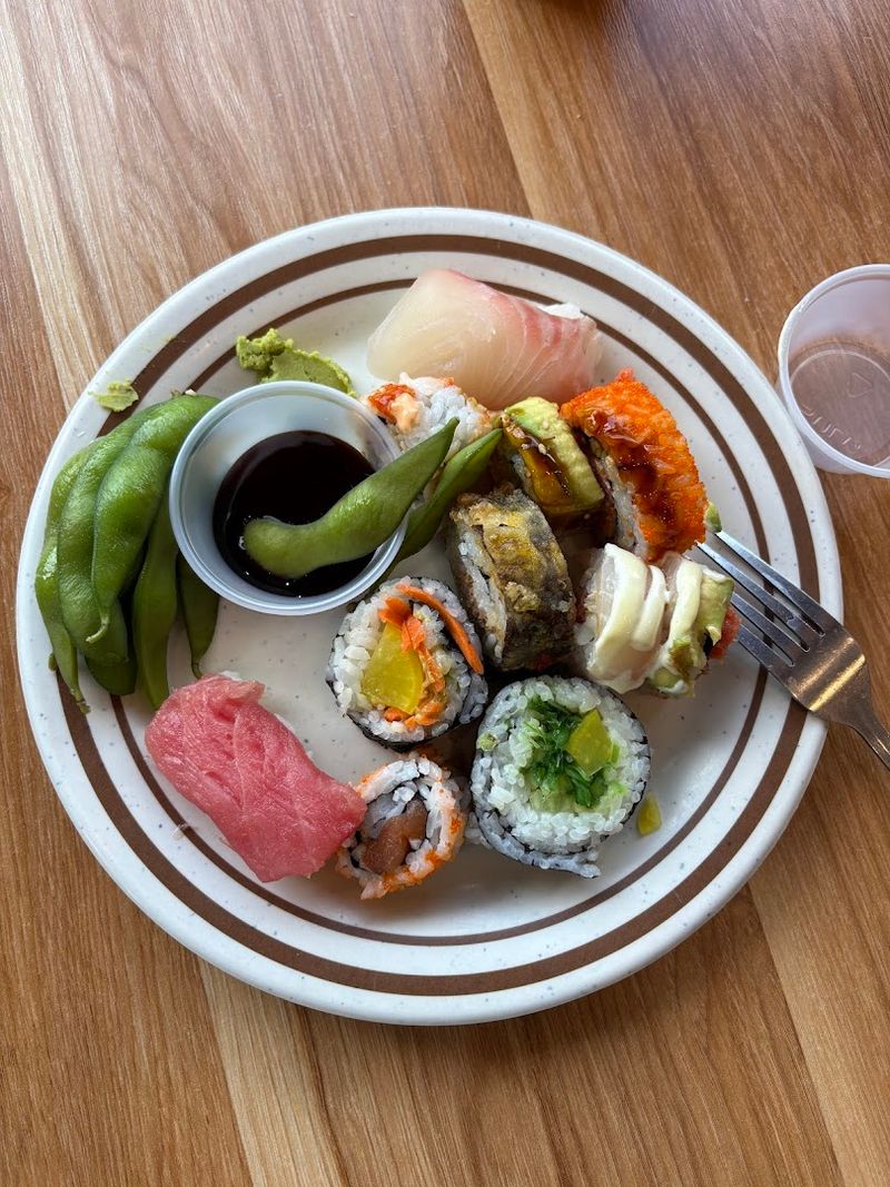 A Place Where Second Plates Are Expected