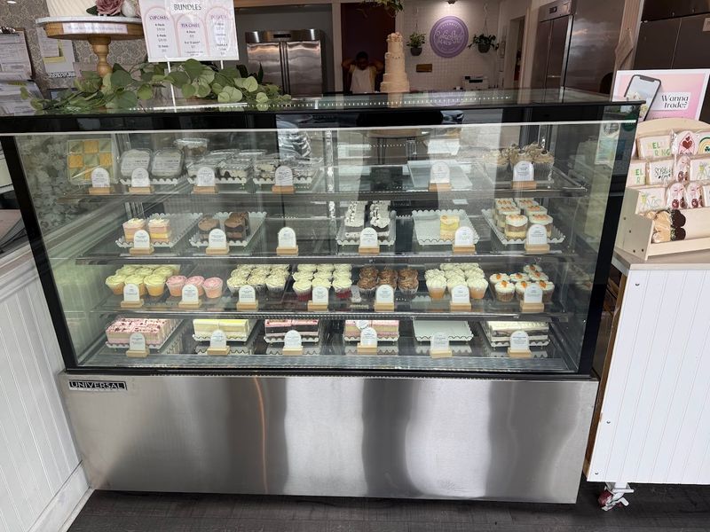 Celebrity Cake Studio