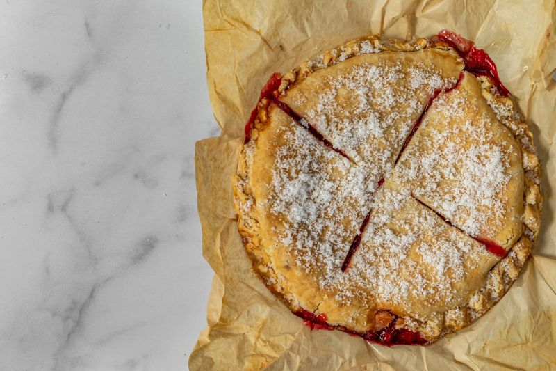 Handmade Cookies and Tarts That Nail the Details
