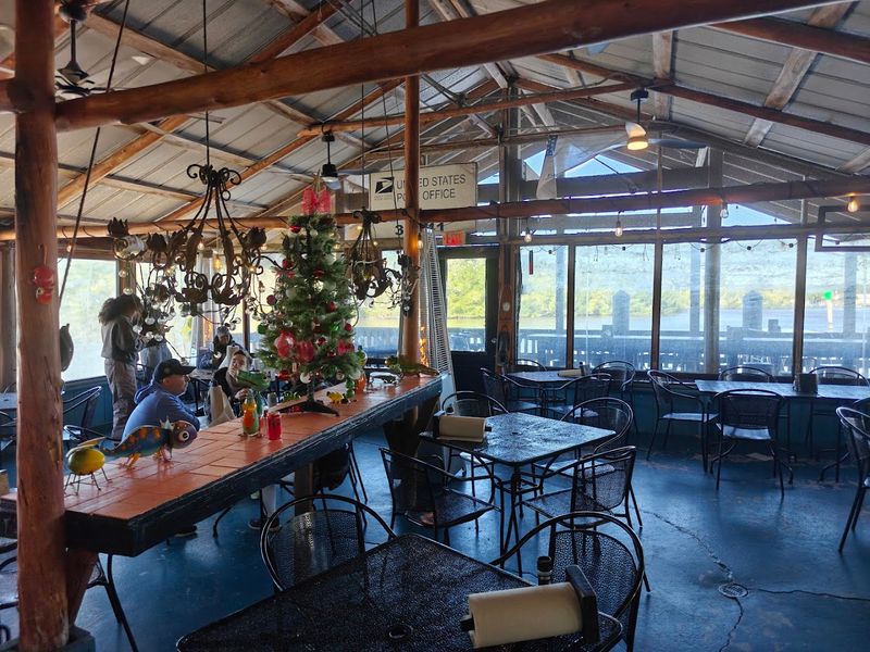 Camellia Street Grill, Everglades City