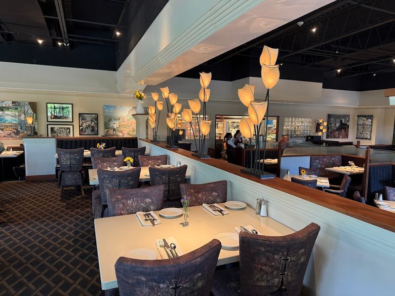 These North Carolina Restaurants Serve Southern Comfort Food That Feels Like Home - Decor Hint Lucky 32 Southern Kitchen, Greensboro And Cary