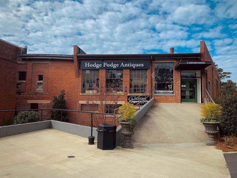 Hodge Podge Antiques and Interiors