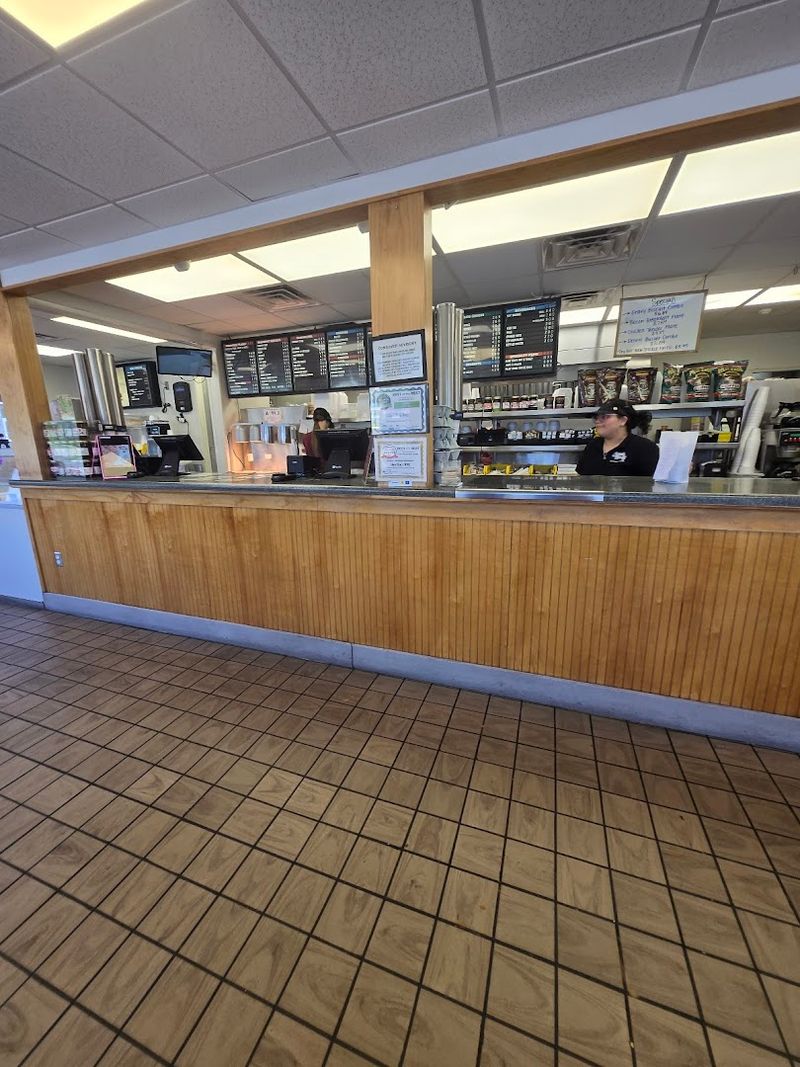 How Aunt Bea's Carries On The Spirit Of Andy Griffith's Mayberry