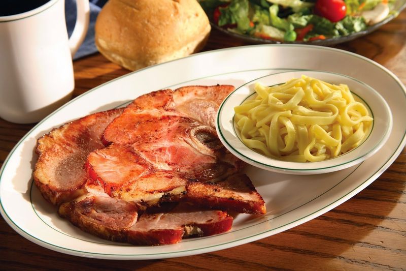 Dutch Valley Restaurant, Sugarcreek