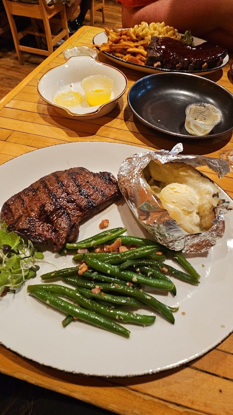 This Remote Ohio Steakhouse Is Miles From Anywhere But Serves Incredible Steaks - Decor Hint Premium Locally Sourced Steaks