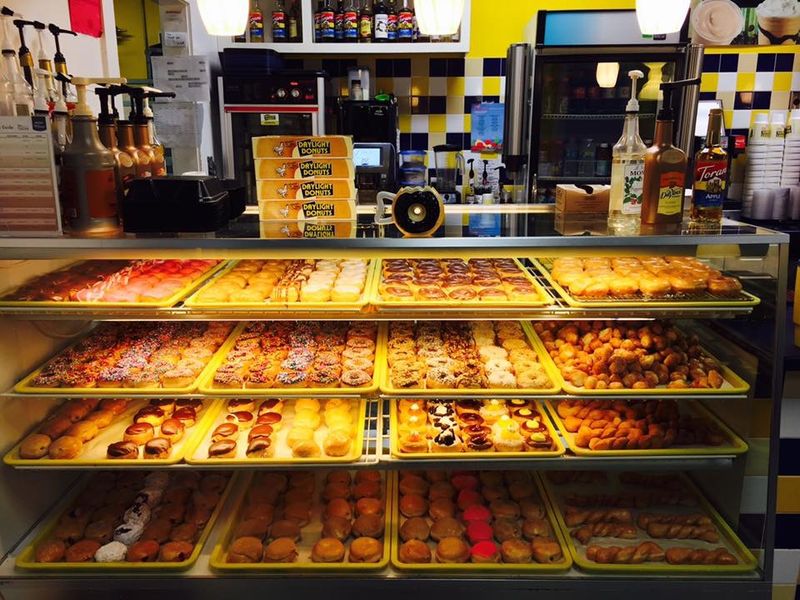 These 13 Georgia Donut Shops Are Gone Before The Morning Crowd Hits - Decor Hint Daylight Donuts
