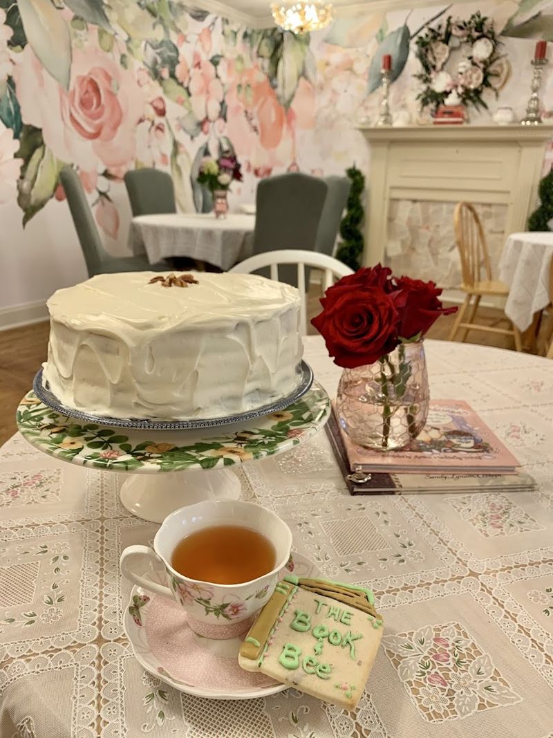 6. The Book And Bee Cafe And Tea