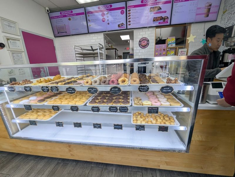 Sarah Donuts, Marietta