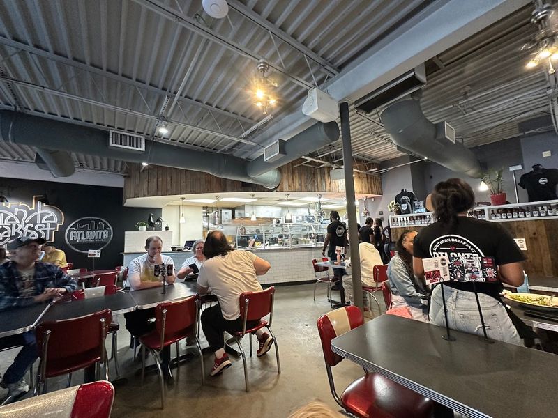 A Casual Atmosphere That Feels Genuinely Welcoming