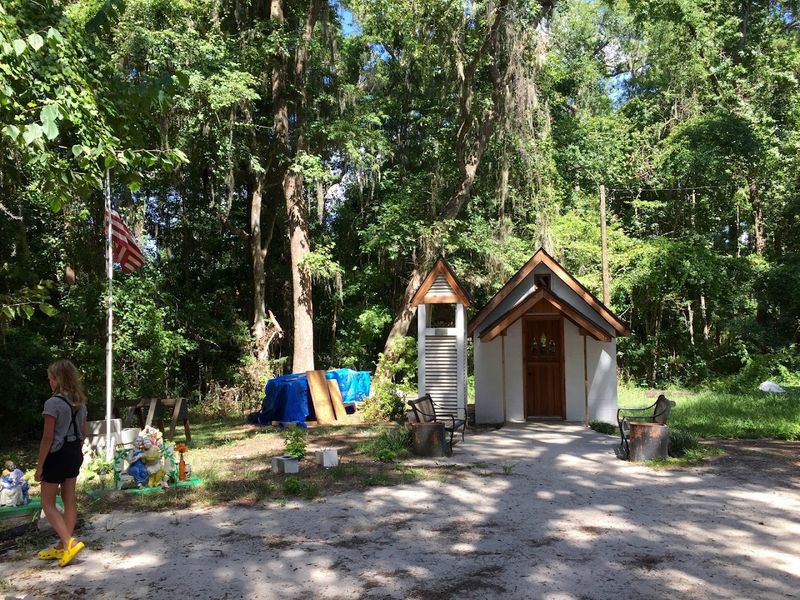 This Georgia Landmark Is Famous For Being The Smallest Church In America - Decor Hint Over Seven Decades of History Along the Georgia Coast