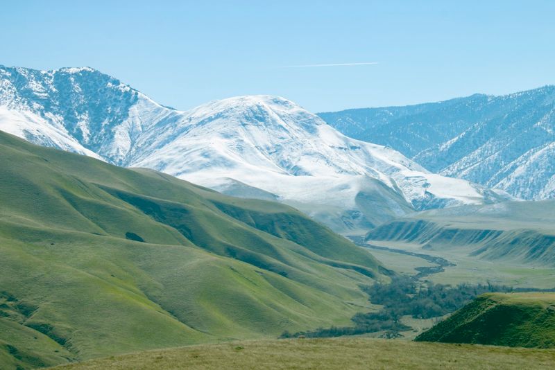 A Critical Wildlife Corridor Between Mountain Ranges