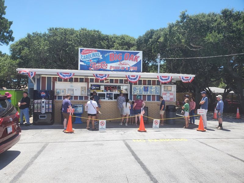North Carolina's Crystal Coast Shrimp Burger Obsession Is Real And These Are The Spots For 2026 - Decor Hint Big Oak Drive-In And Bar-B-Q
