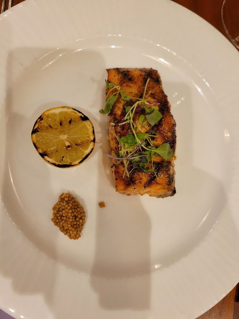 A Rotating Seasonal Menu Featuring Local Ingredients