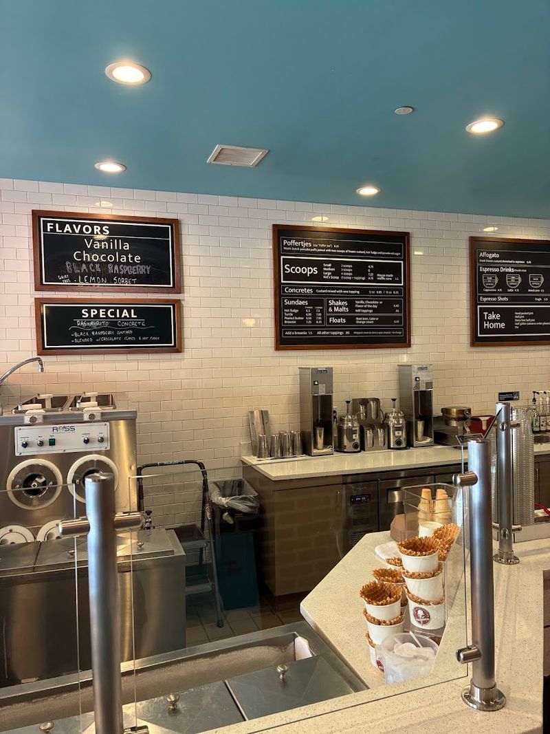 Trained at the Frozen Dessert Institute