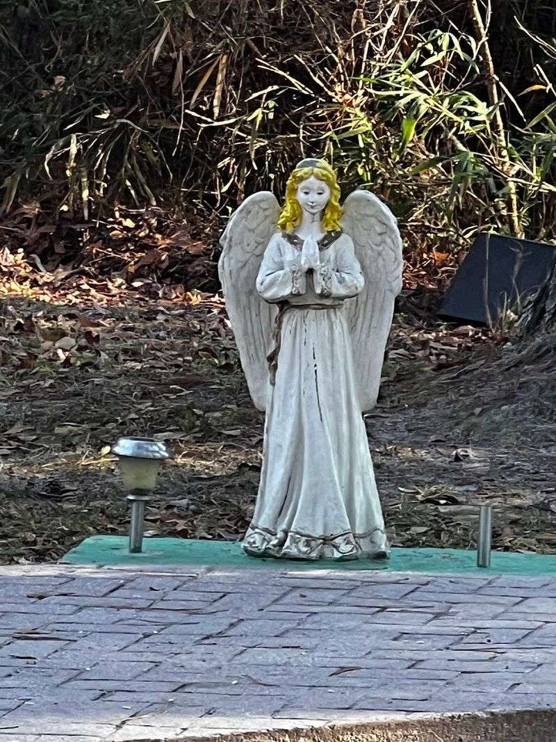 This Georgia Landmark Is Famous For Being The Smallest Church In America - Decor Hint Weddings and Special Events Have Been Held Inside