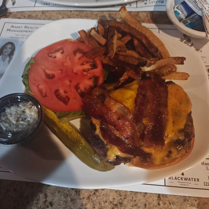 A Cocktail Lounge That Adds To The Experience