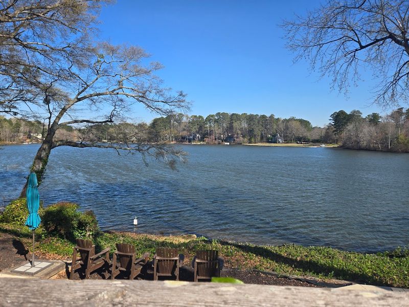 Dog-Friendly Patio and Lakeside Deck
