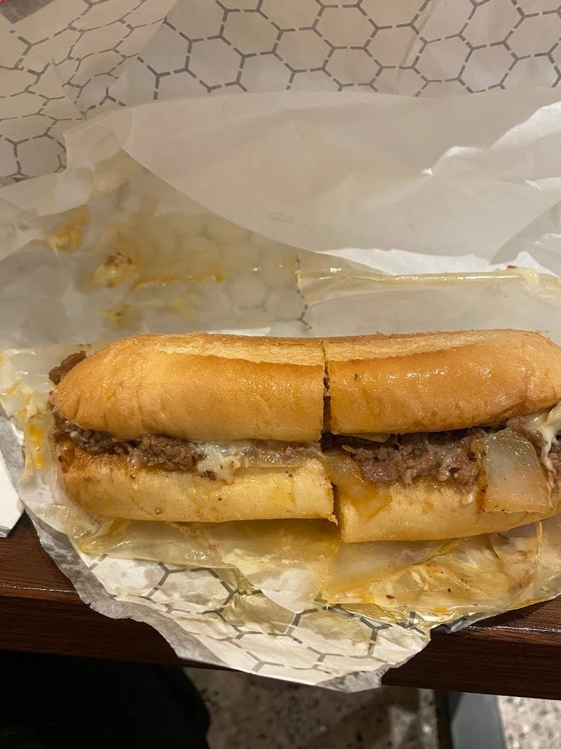 The Cheesesteak At This Georgia Restaurant Is So Good, You'll Be Hooked After The First Bite - Decor Hint Vegetarian-Friendly Options Worth Ordering