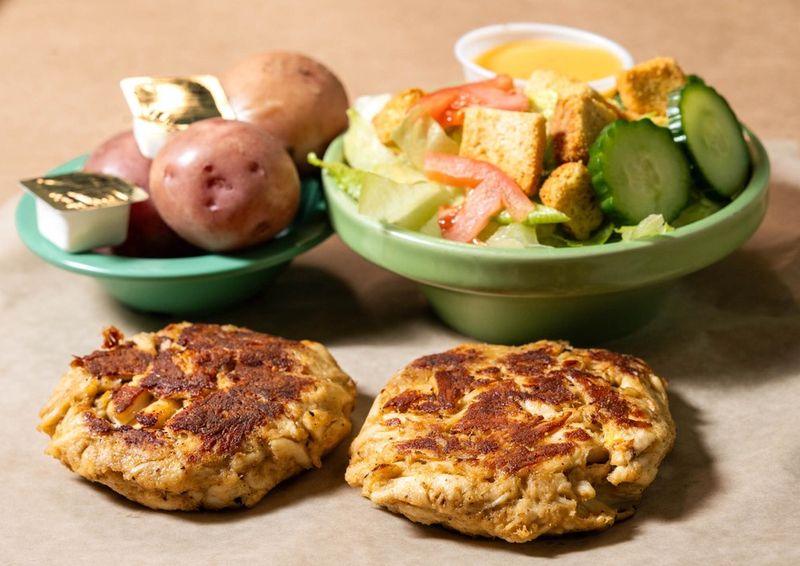 Spring Seafood Dreams Come True At This North Carolina Restaurant - Decor Hint A Crab Cake Earns Its Price